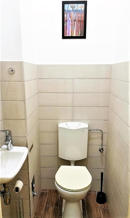 Orangehomes Kalvin Sq 2 Bedroom Apartment Budapest Exterior photo