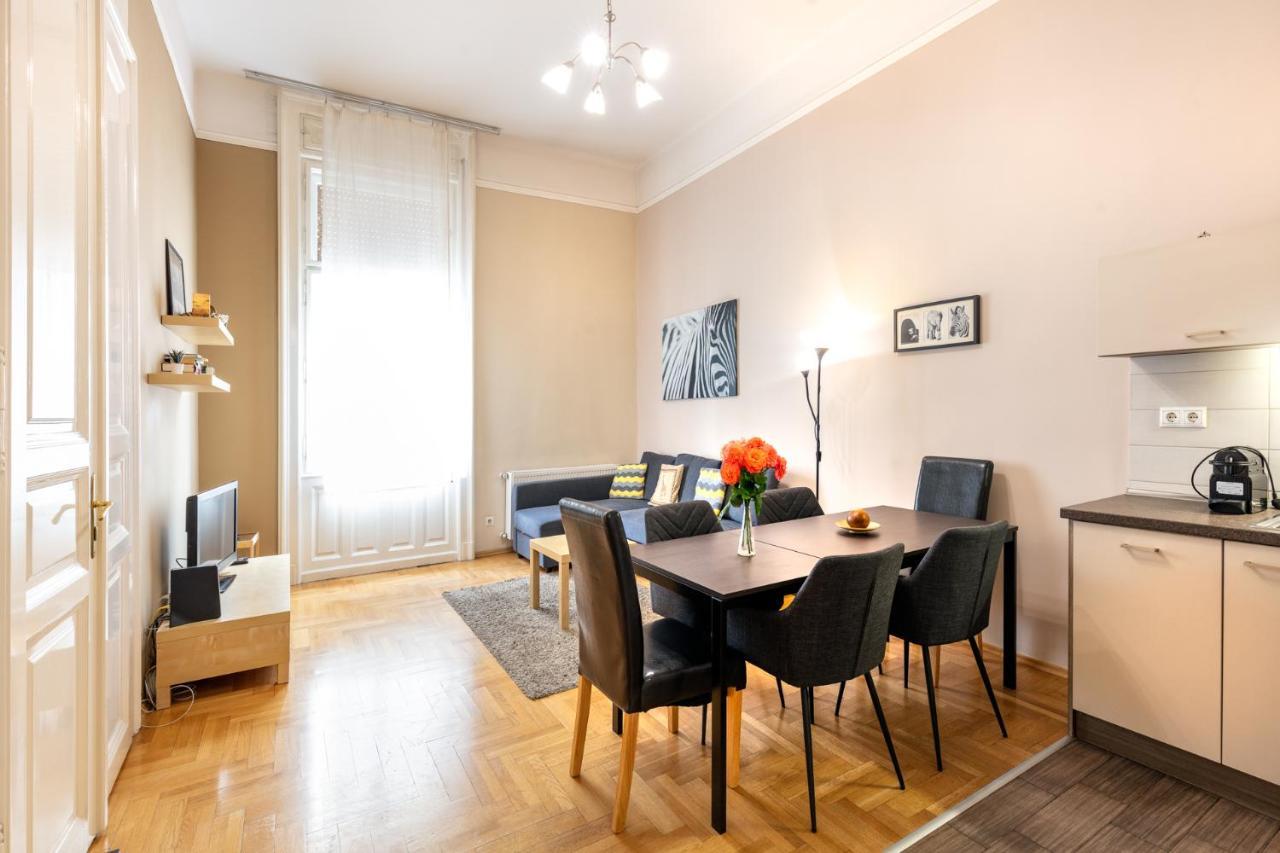 Orangehomes Kalvin Sq 2 Bedroom Apartment Budapest Exterior photo